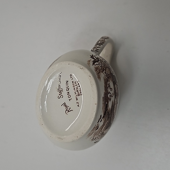 Royal Staffordshire Tonquin Brown Creamer ABSOLUTELY BEAUTIFUL - Picture 6 of 6